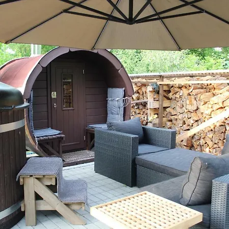 Sommerhausrelaxing Für Gestreßte Menschen
